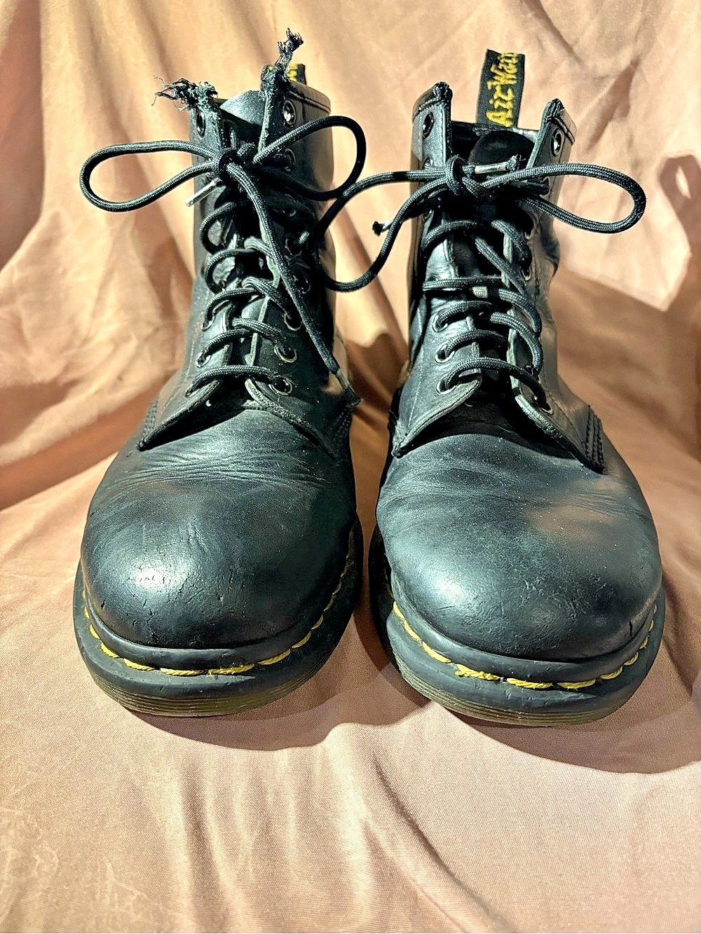 Dr. Martens 1460 Smooth Leather 8-Eye Boots Black Combat Boots